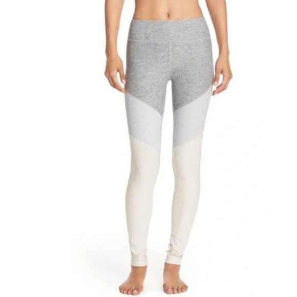 NEW Outdoor Voices Womens Spring 7/8 Color Block Leggings‎ Grey Size Small - Picture 3 of 16